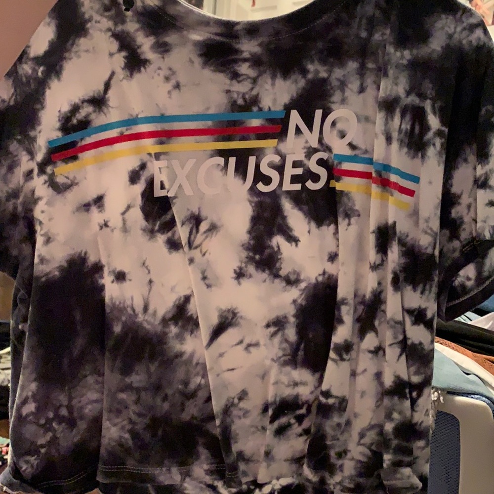 “No excuses” shirt